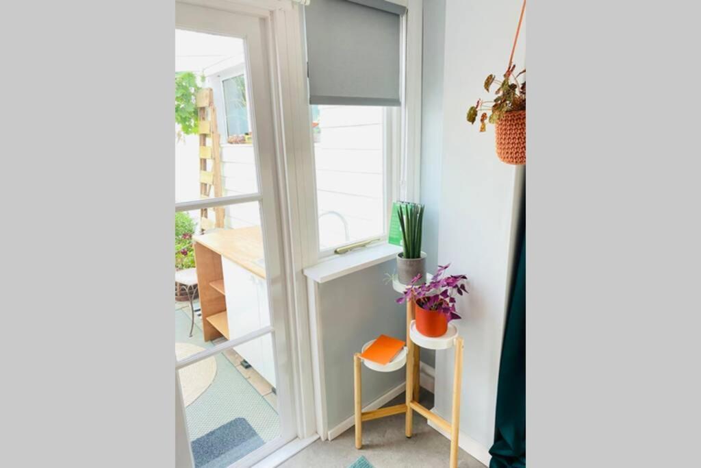 The Yellow Door Whitstable - Peaceful Retreat Close To Beach ภายนอก รูปภาพ